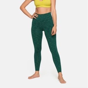 Flow 7/8 Legging in Conifer
